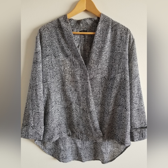 Patterned Oversized Blouse - Picture 2 of 5